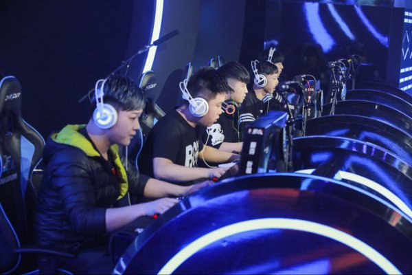 己的全能实 己的全能实